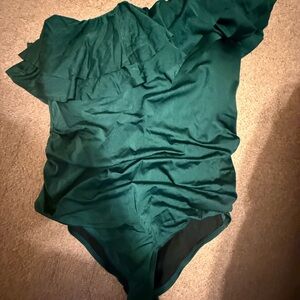 Elegant Green One-Shoulder Suit & Coverup